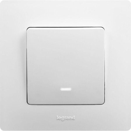 Выключатель 1-кл. СП Etika 10А IP20 250В 10AX с подсветкой/индикацией безвинтов. зажимы механизм бел. IEK 672203