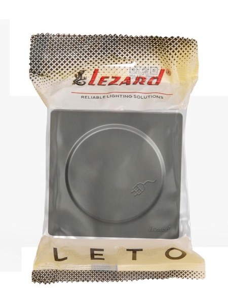 Розетка 1-м ОП LETO с заземл. с крышкой LETO ПБТ платина LEZARD 752-3500-123B