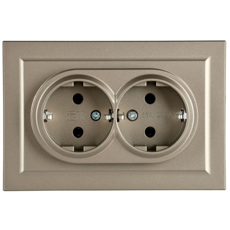 Розетка 2-м СП BRITE РС12-3-БрШ 16А в сборе с заземл. без защ. шторок шампань IEK BR-R21-16-K37-F